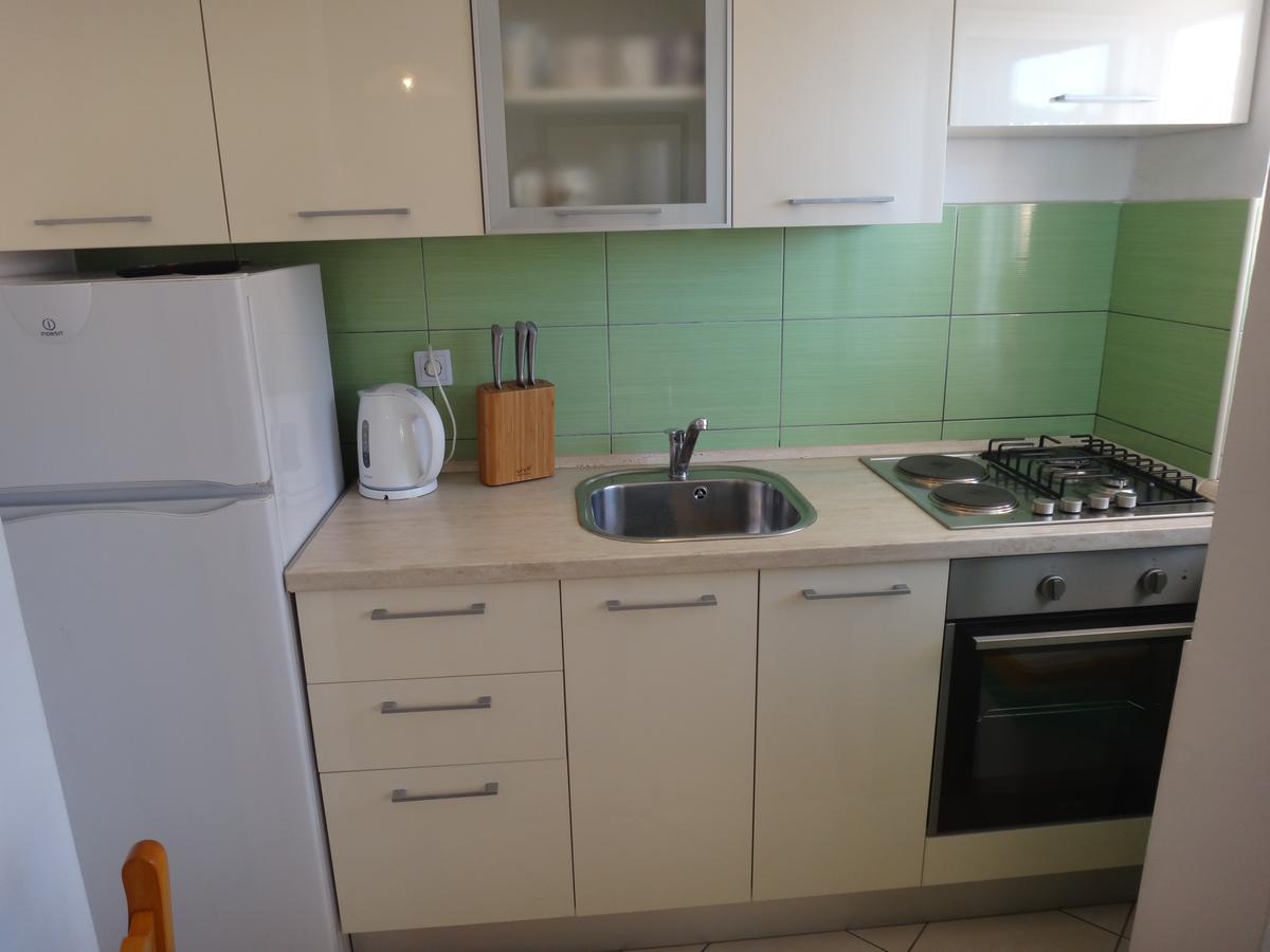 Apartments Pavlov Tisno Exterior photo